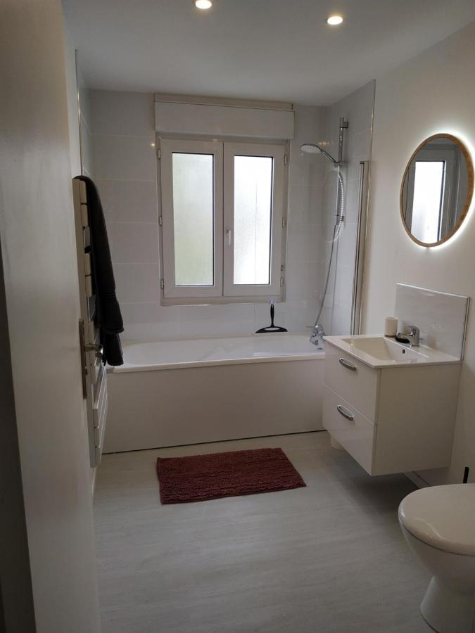 Flore, A 5 Min Du Centre Apartment *